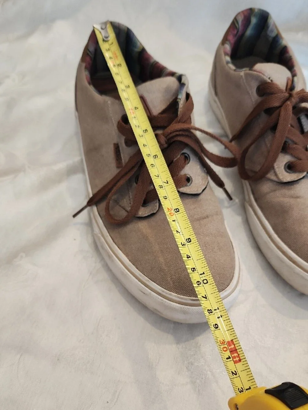 VANS Men's Beige Canvas Sneakers with Brown Laces & Striped Lining Size 10 [V1]